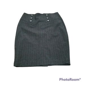 A line stripped grey skirt